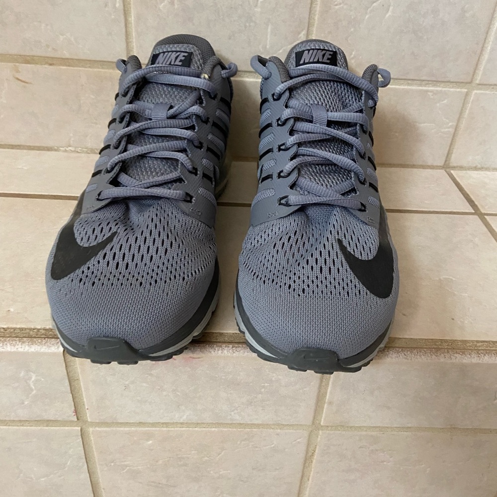 Nike Mens Running Shoe